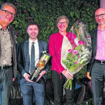 Pensionsplanungsevent – Mit der Raiffeisenbank Wohlen gehen Sie sicher in den dritten Lebensabschnitt - Erich Füglistaler, Vorsitzender der Bankleitung bei der Raiffeisenbank Wohlen, Pascal Melliger, Individualkundenberater, Andrea Klein, Leiterin Fachzentrum Finanzplanung bei Raiffeisen Schweiz, und Michael Odermatt, Senior Finanzplaner bei Raiffeisen Schweiz (v. l.).