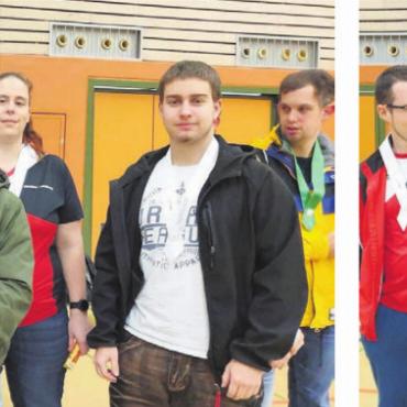 Emotionen und viele spannende Momente - Bild: zg Zufrieden mit der Leistung: Die Teams des Behindertensportclubs Wohlen-Lenzburg, die «Bünzgeister» und die «Junkihüpfer», belegten am Heimturnier jeweils den guten vierten Rang.