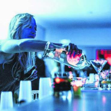 Geschüttelt, nicht gerührt - Natürlich werden die Drinks stilgerecht in edlen Gläsern serviert.