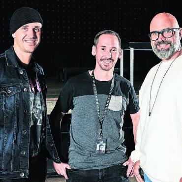 Plötzlich auf Tour - Drei Wohler auf Deutschland-Tour: Jan Dettwyler alias Seven, Neuling Sven Gwerder und Micha Dettwyler. Bild: Peter Rauch / zg