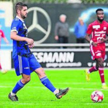 Fünf Frauen und fünf Männer - ALBAN PNISHI BREMGARTEN FUSSBALL