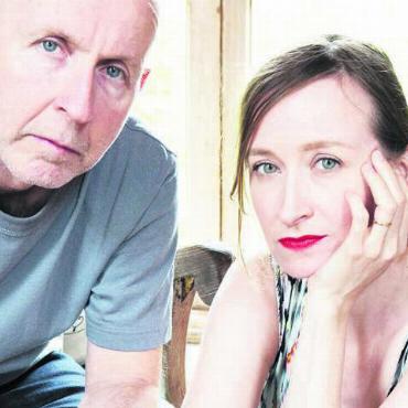 Lachen und weinen - Der irische Singer/Songwriter Kieran Goss und die Sängerin Annie Kinsella Bild: zg
