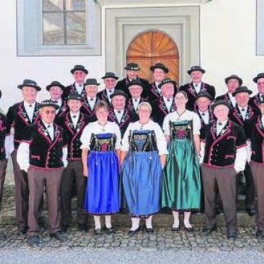 Dreimal zwei Eintritte zu gewinnen - Die Gastgeber: Die Sängerinnen und Sänger des Jodlerclubs Echo vom Lindenberg. Bild: zg