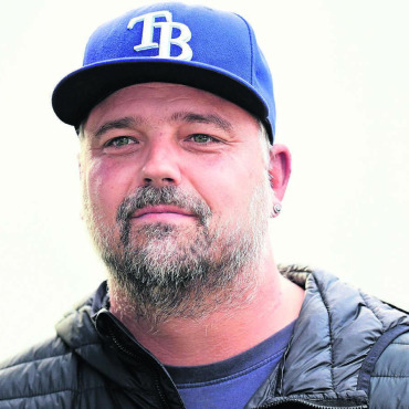 «Müssen eine Lösung finden» - Einer der wenigen, die übrig sind: FC-Wohlen-Vereinspräsident Mike von Wyl braucht Support. Bild: awa