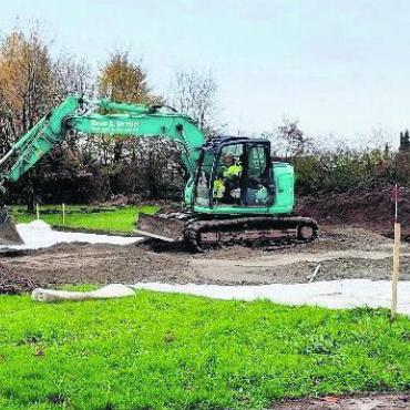 Schulcontainer entstehen - Bei der Kreisschule Mutschellen ist seit dieser Woche eine Baustelle zu sehen. Bild: zg