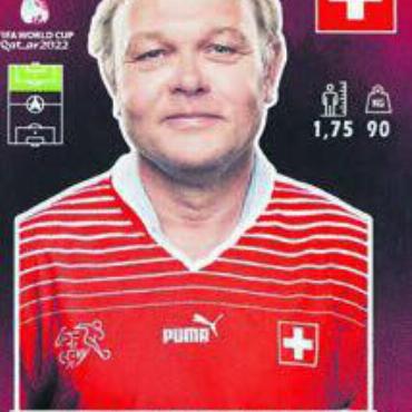 Ein Wohler und seine fünf Schüler - Der Wohler Direktor Tobias Rohner ist eigentlich ein Handballer. Bilder: pd