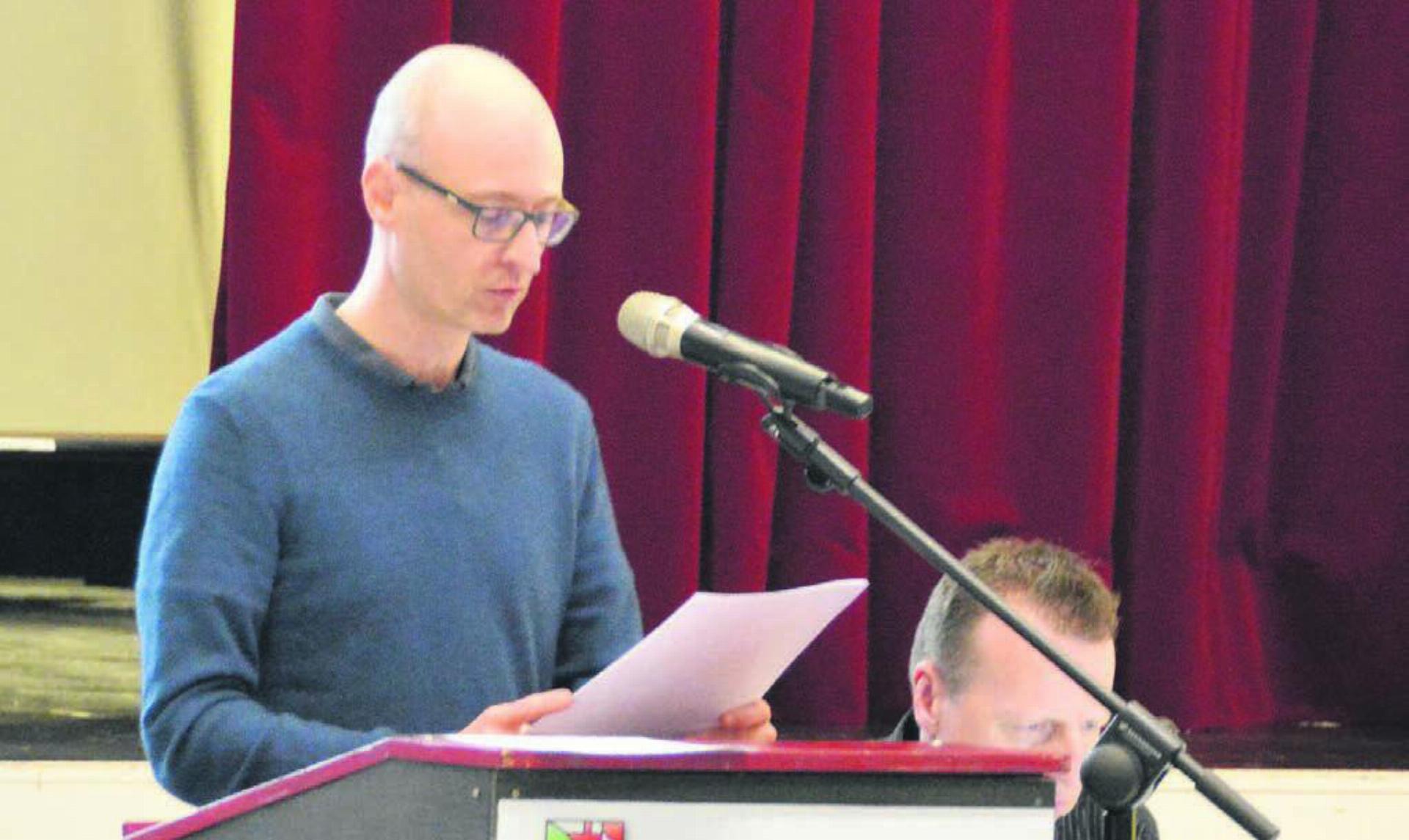 Vizeammann Yves Moser berichtete über den Verkehr und über die Gesamtrevision der Nutzungsplanung. Bilder: Roger Wetli