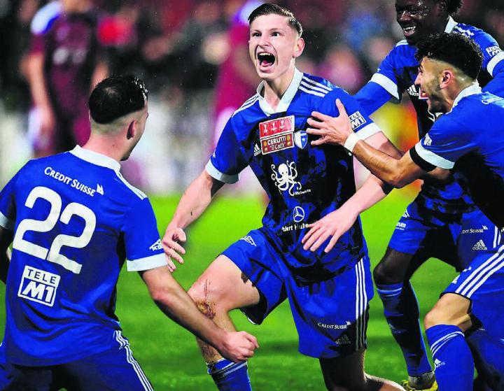 So feiert ein 17-Jähriger sein Tor gegen ein Team aus der Super League: Alessandro Vogt. Bilder: Alexander Wagner