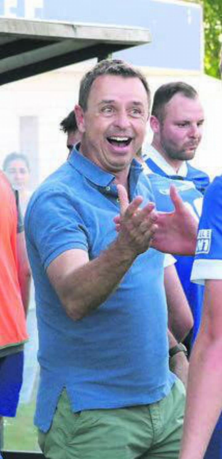 Ein Herz für den FC Wohlen: Adrian Büchler. Er wurde ausgebremst.