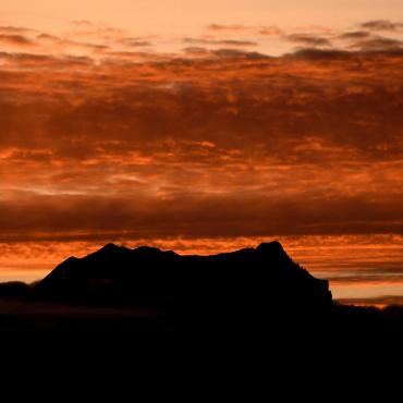 Augstmatthorn im Morgenrot. Bild: Robertus Laan