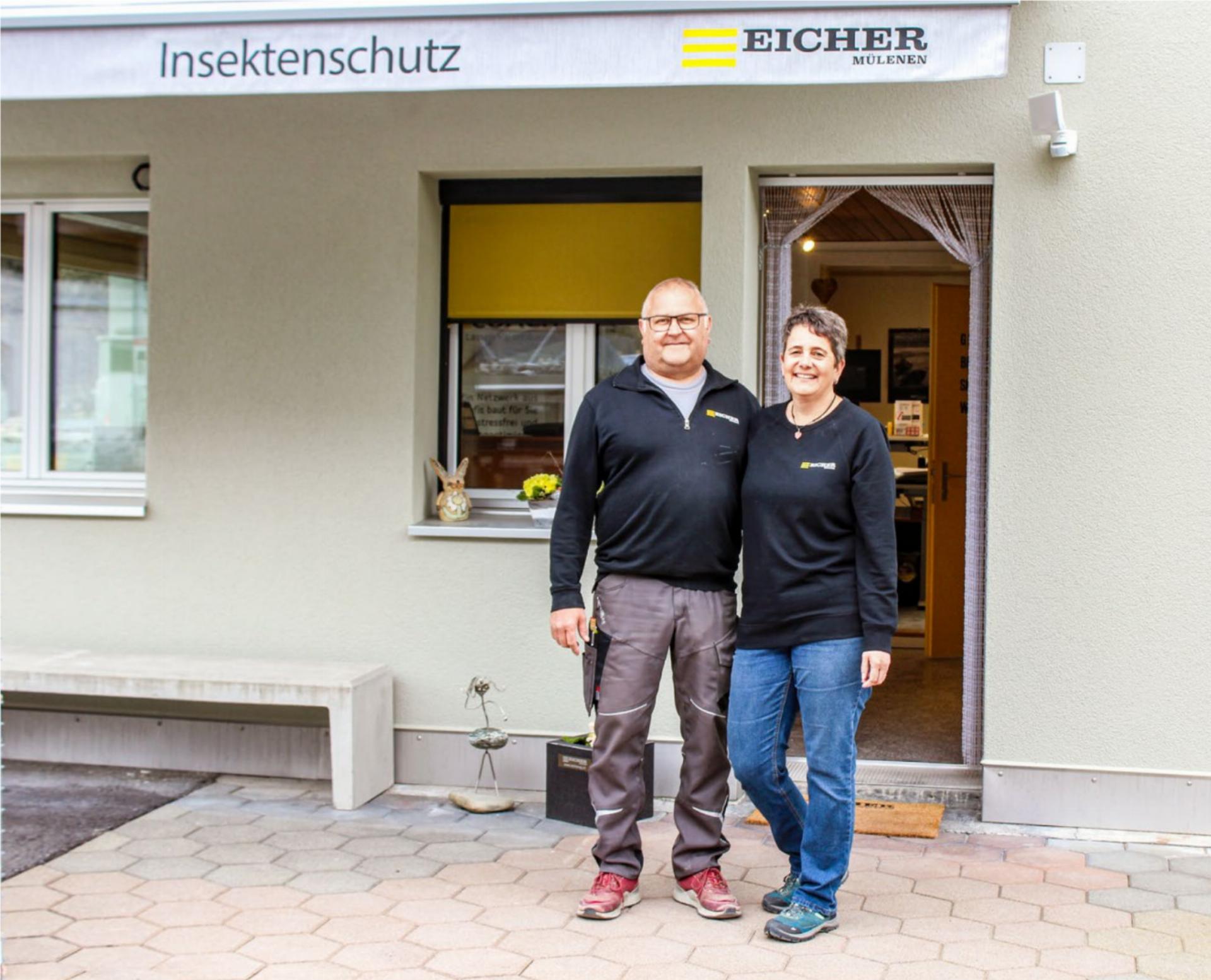 Daniel und Manuela Schärz-Eicher haben die Eicher Mülenen AG von einer Betonwarenherstellerin zu einem Dienstleistungsunternehmen im Bereich Storenbau und Insektenschutz entwickelt. BILD: MICHAEL MAURER