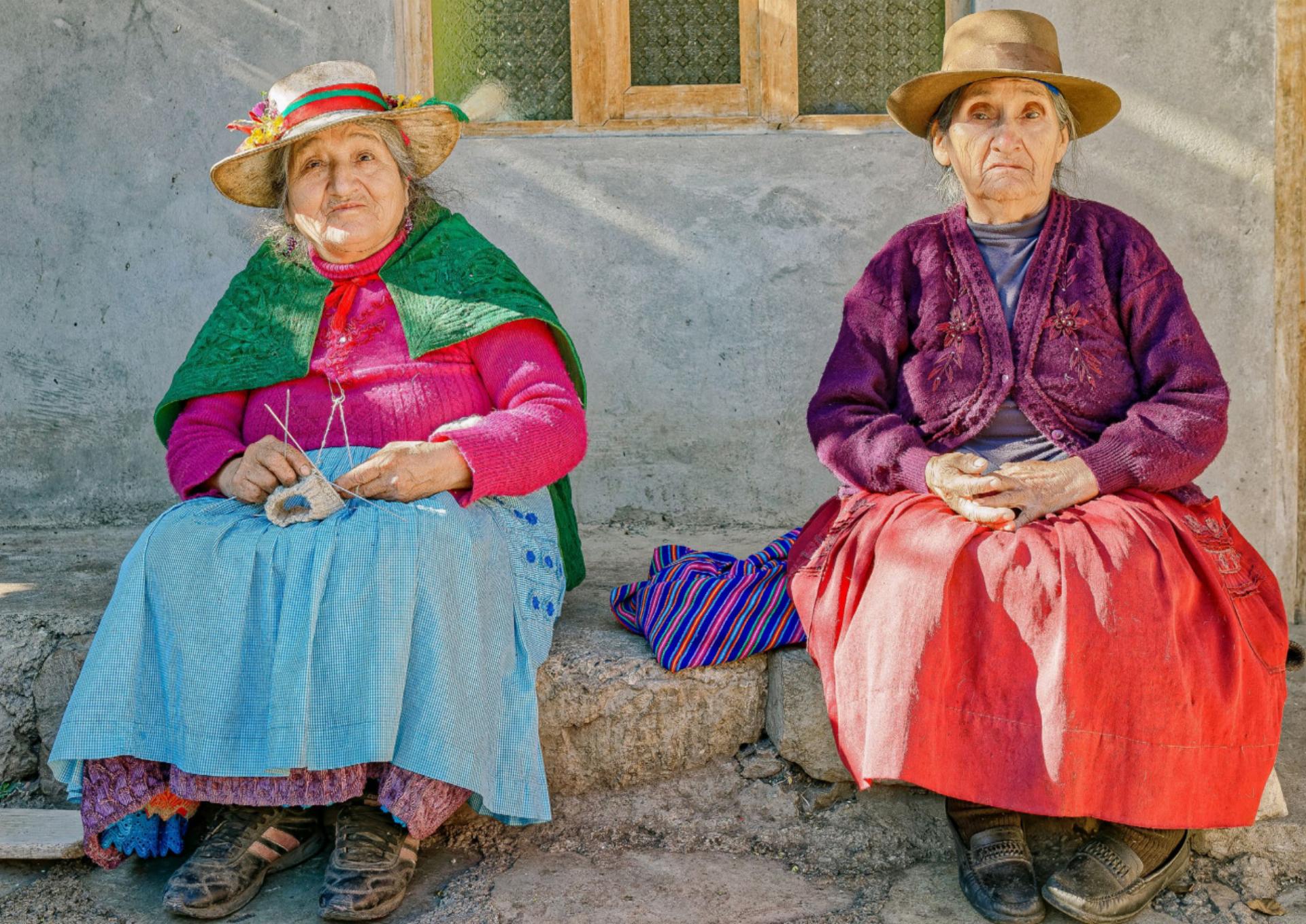 Einheimische aus den Anden (Cordillera Huayhuash) in typischer Kleidung. FOTOGRAFIEN: MARTIN GERMANN