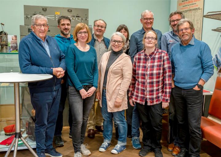 Der Vereinsvorstand (v. l.): Faustus Furrer, Martin Frick, Cornelia Schmid, Klaus Zurbriggen, Beatrice Rösti, Elisabeth Schmid, Martin Allenbach, Sibylle Buchser, Martin Hauswirth und Martin Wenger. BILD: ZVG