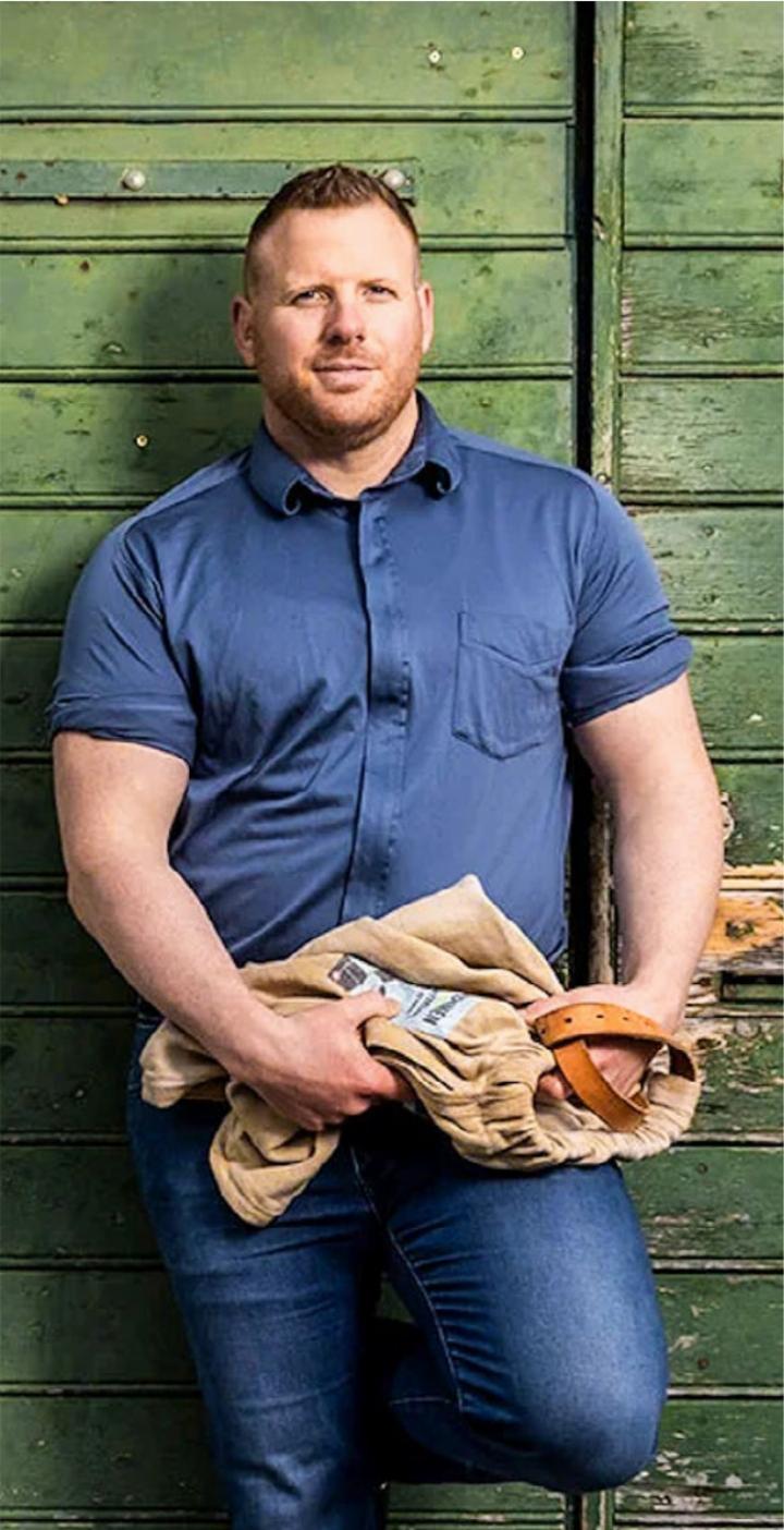 Bestens in der Szene vernetzt: Schwingerkönig Matthias Glarner. BILD: MATTHIASGLARNER.CH