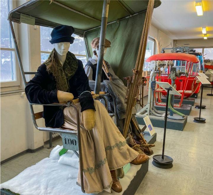 Blick in die Ausstellung des Schweizer Seilbahnmuseums in Kandersteg: Hinter den Kulissen soll dank neuer Leute Ruhe einkehren. BILDER: HSF