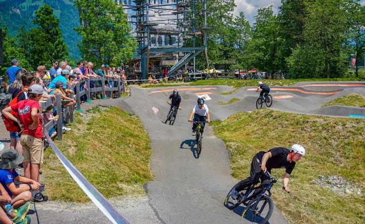2: Für «Action» sorgte der rege genutzte Pumptrack. BILDER: ZVG