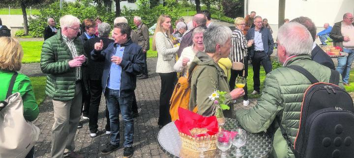 Nach dem Gottesdienst offerierte die Kirchgemeinde einen feinen Apéro. Foto: zVg