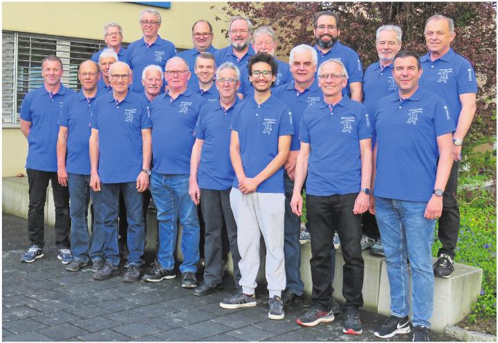 Mit den neuen Polo-Shirts geht es bald zum ersten Einsatz. Foto: zVg