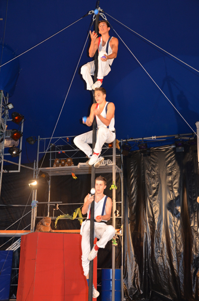 Zirkus Arabas