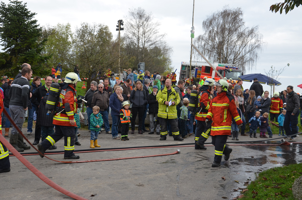 Hauptübung der Feuerwehr Mutschellen 