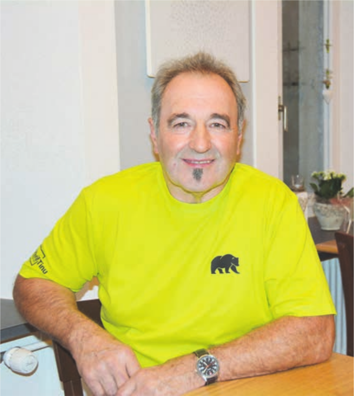 Er brachte diese einzigartige Geschichte ins Rollen: Renato Gsell. Der Präsident der «Freunde des Bären» freut sich, dass Dintikon weiterhin eine Beiz hat. Bild: nl