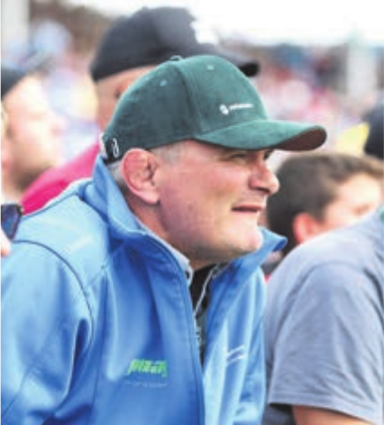 Leonz Küng fiebert in Pratteln mit.