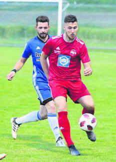 Tihomir Grabovica (vorne) gegen Sarmenstorfs Markus Wyss. «Tiho» freut sich auf alle Derbys.