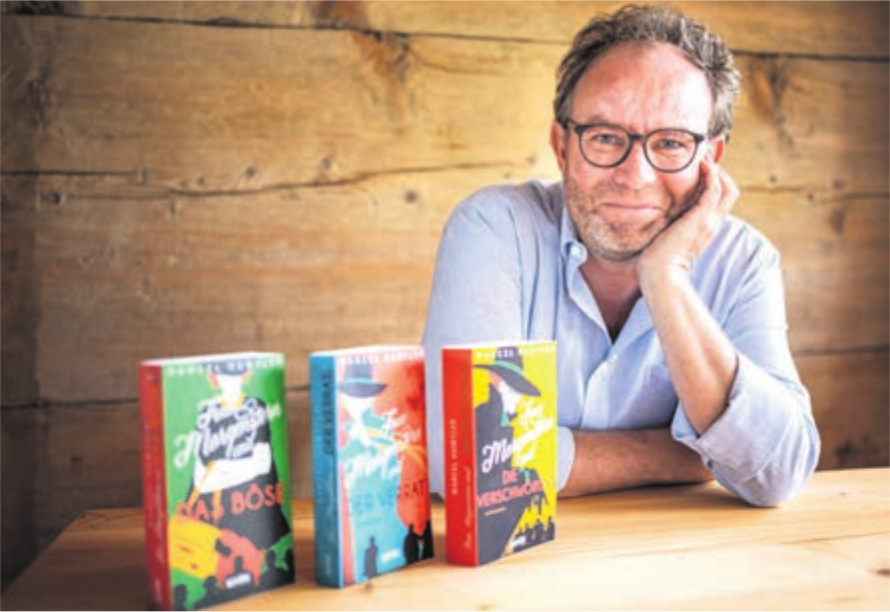 Zurück in der Heimat. Der gebürtige Merenschwander Marcel Huwyler liest aus seinen Büchern. Bild: zg