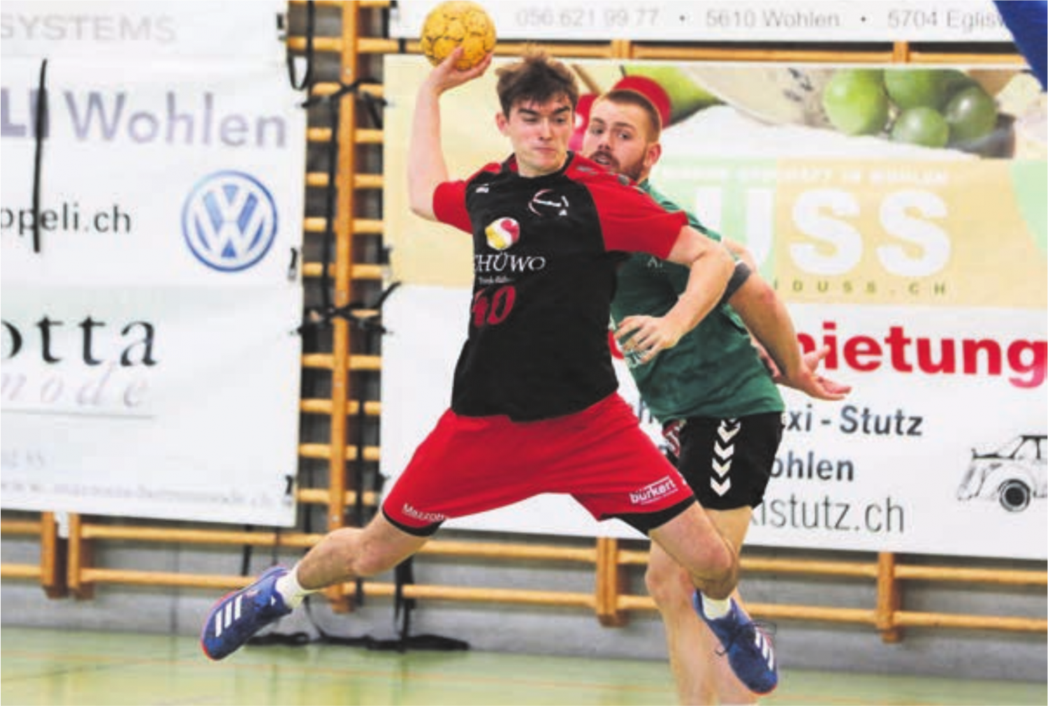 Können Simon Eser und Handball Wohlen am Ende einen der rettenden Plätze belegen? Bild: Archiv/jl
