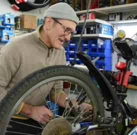 Sämi Burkart übergibt seinen Veloshop