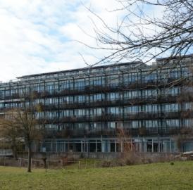 Widen: Funkmast auf dem Alterszentrum