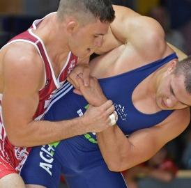 Ringen: Knappe Pleite zum Start