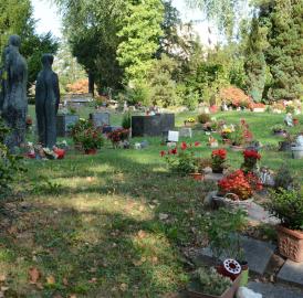 Arbeiten auf dem Friedhof Wohlen