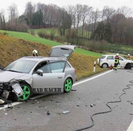 Frontalkollision endet glimpflich
