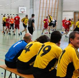 Handball: Dinosaurier im Mittelpunkt