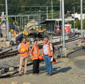 Streckensanierung, Bahnhofneubau