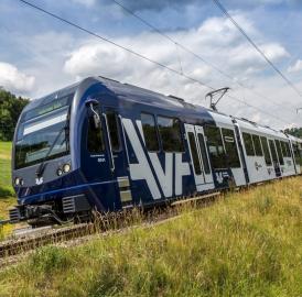 Zug «Aargau Verkehr» beschriftet