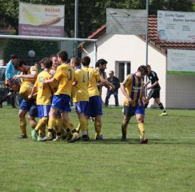 Fussball: Lebenszeichen von Tägerig