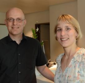 Zwei Hautärzte im Doktorzentrum