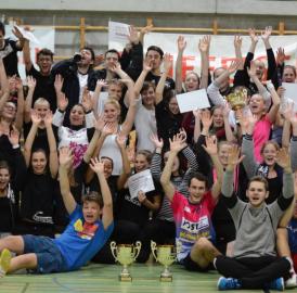 Kanti und bbz mit Unihockey-Event 