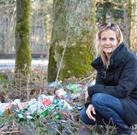 Illegaler Abfallberg in Waltenschwil