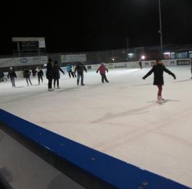Jugendarbeit lädt zur Eisdisco