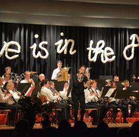Oberlunkhofen: Konzert des Musikvereins