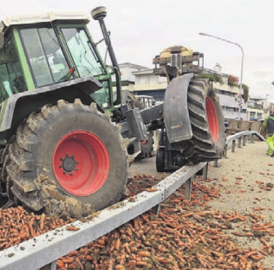 Kollision mit Traktor