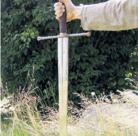 Mädchen fand am Teufel gefallen