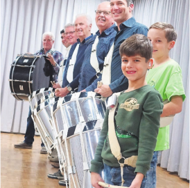 Mit dem Trommelvirus infiziert