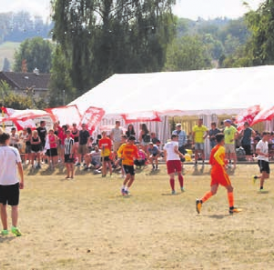 Sportskanonen trotzten der Sonne