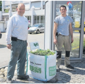 Bunt bepflanzte Big-Bags zum Jubiläum