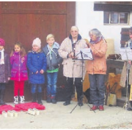 Die Weihnachtstür geöffnet