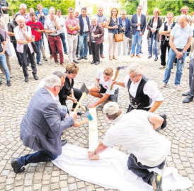 Aufrichte lockt viele Gäste